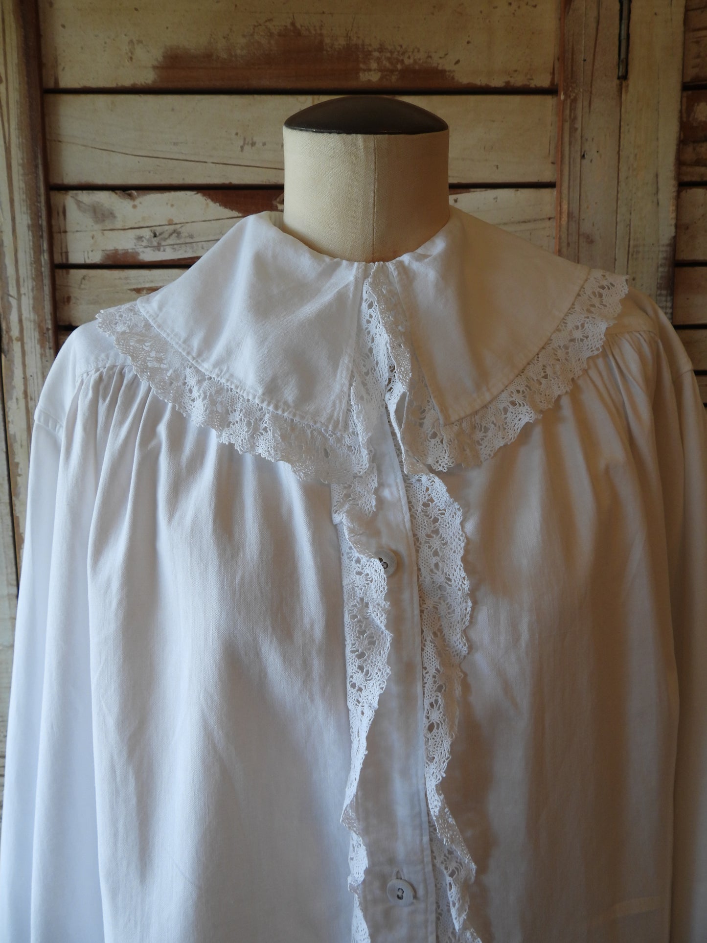 Victorian cotton night dress/WHITE