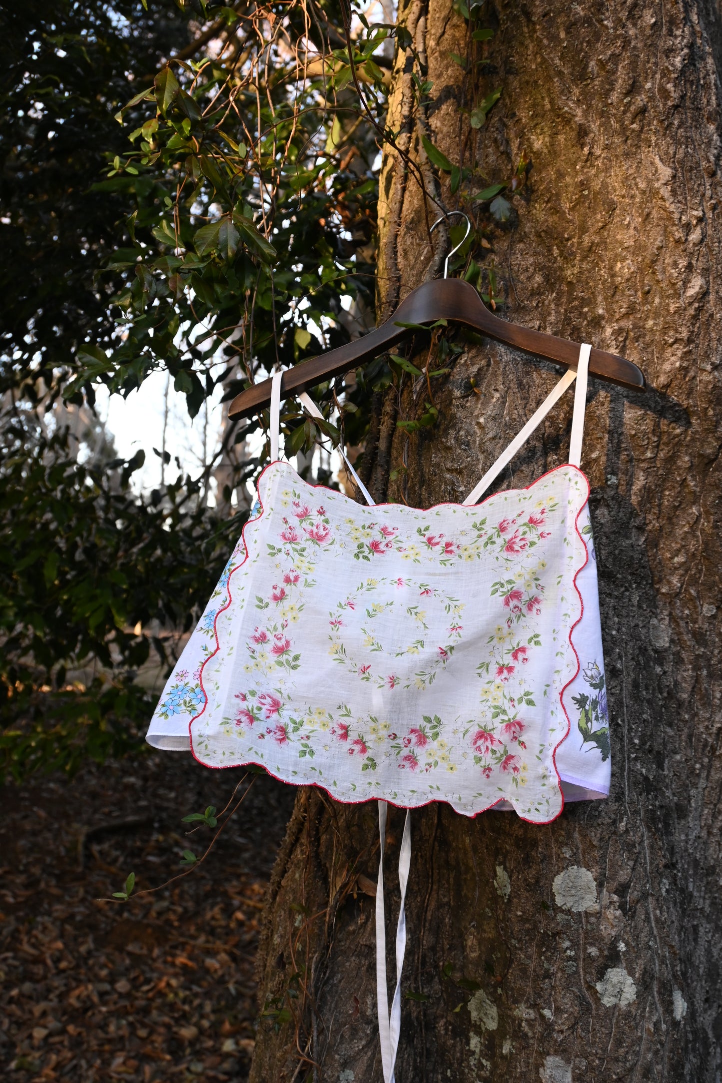 Flower handkerchief camisole/PONMOSIR