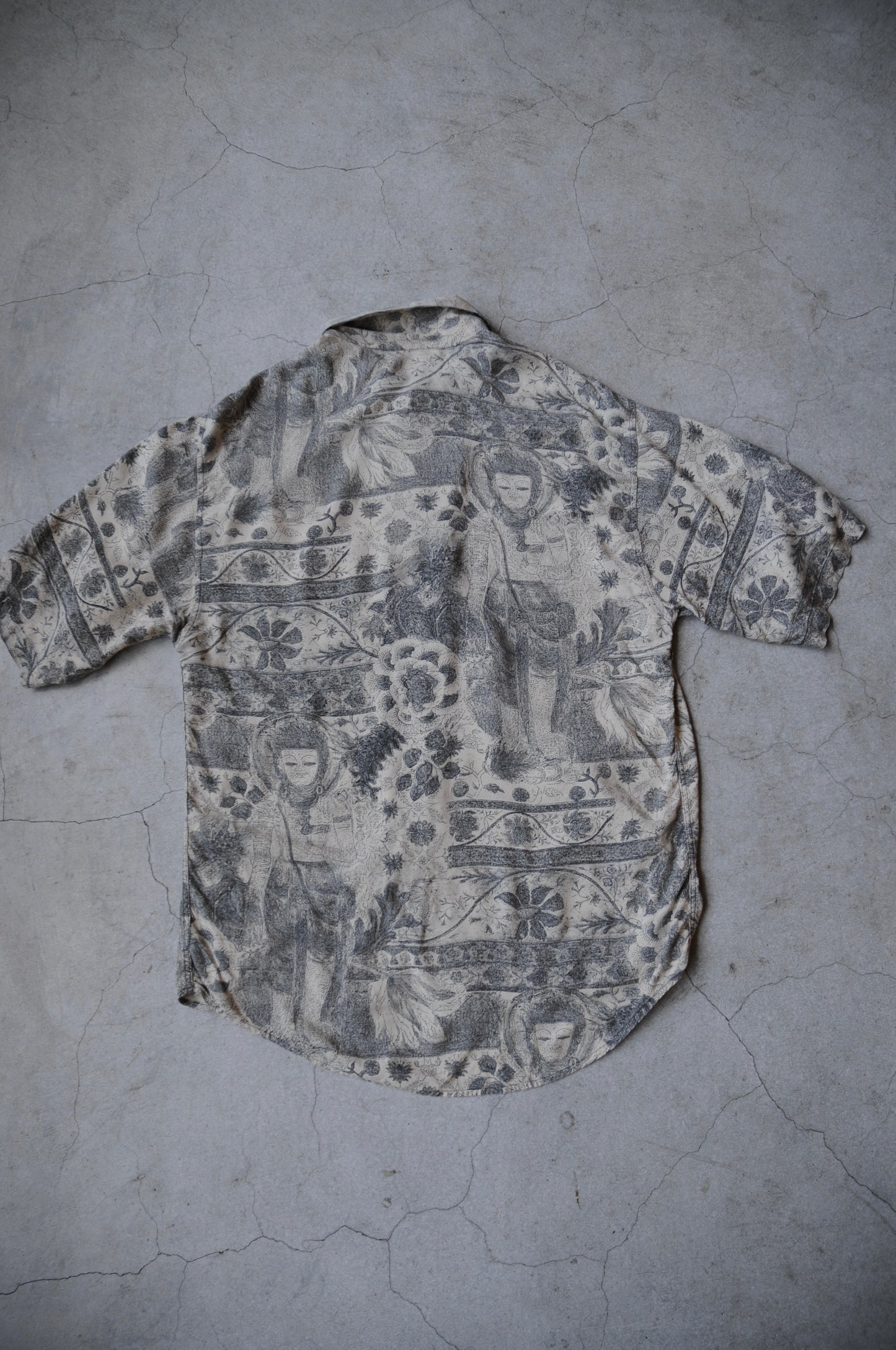 Men's S/S buddha pattern shirt/BEIGE×BLACK