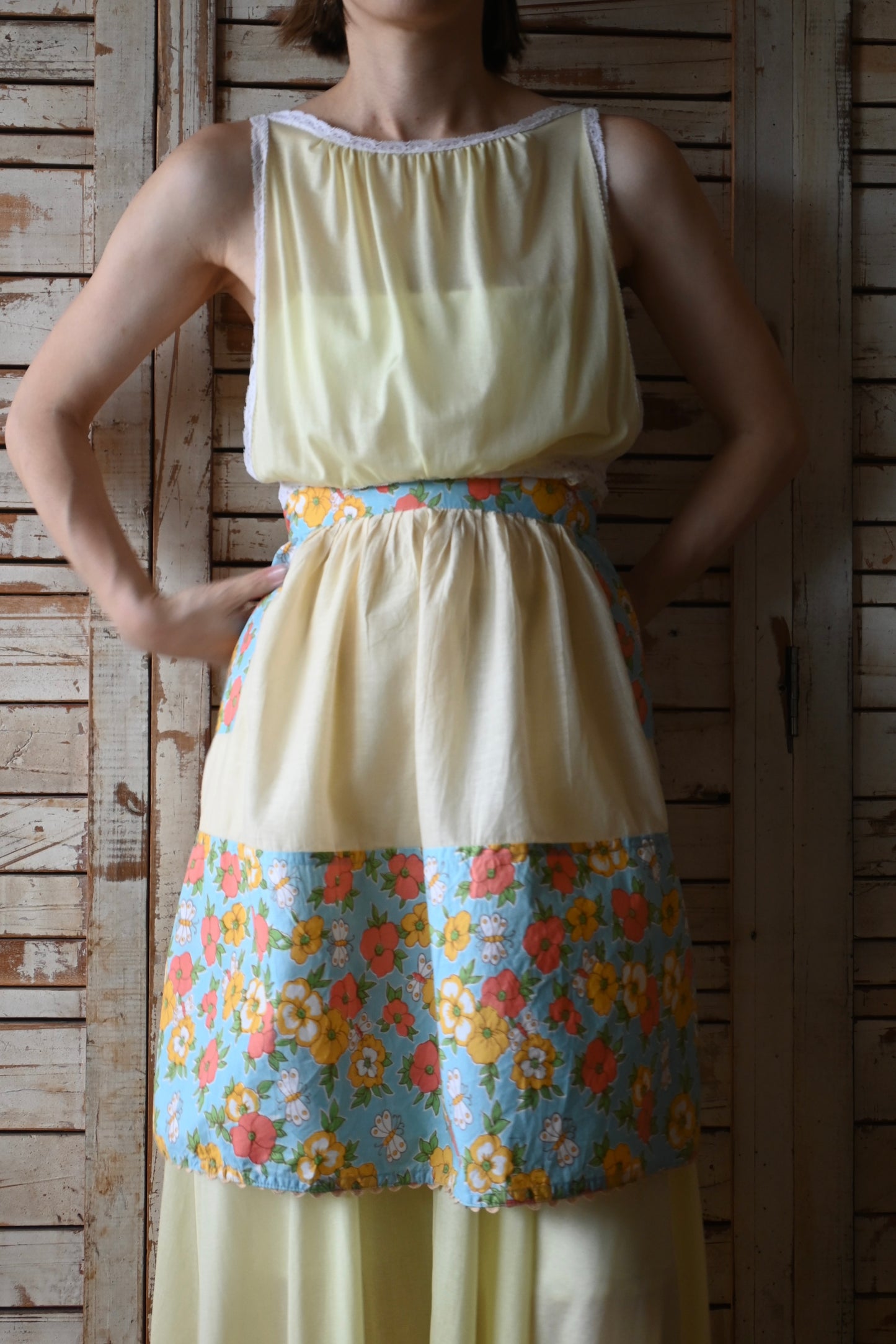 Flower apron