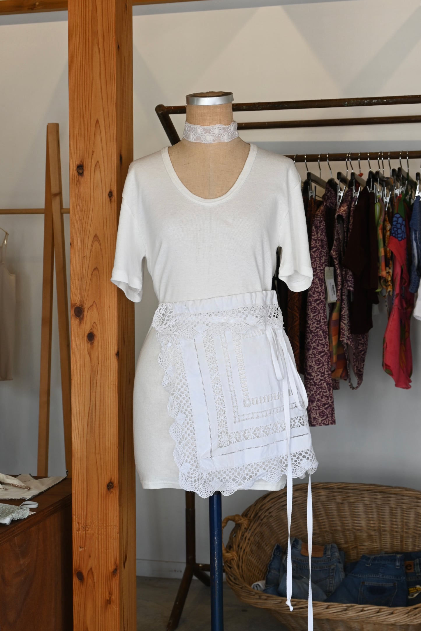 Cotton lace wrap/PONMOSIR