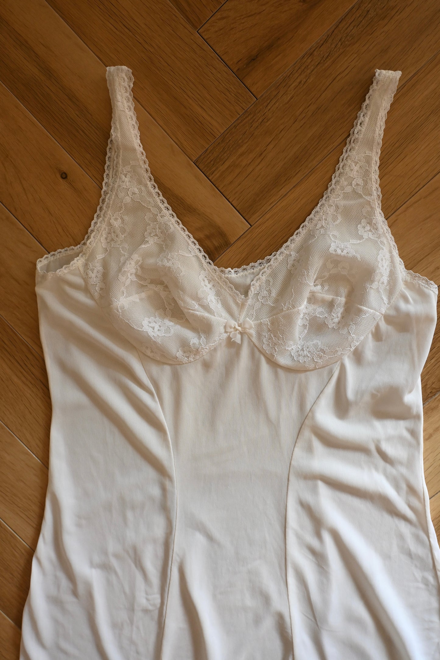 Lace slip dress/WHITE