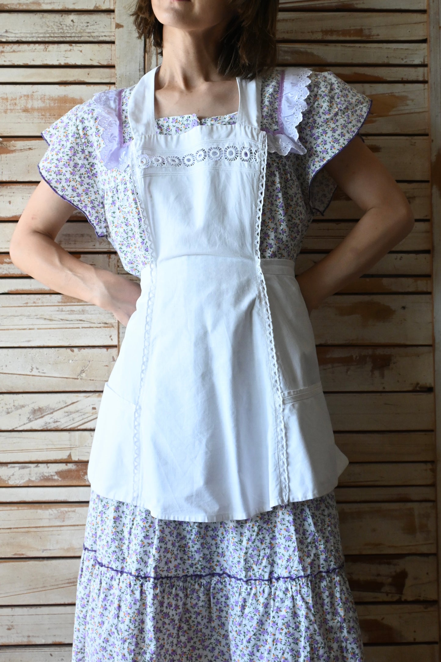 Floral cotton lace dress/WHITE