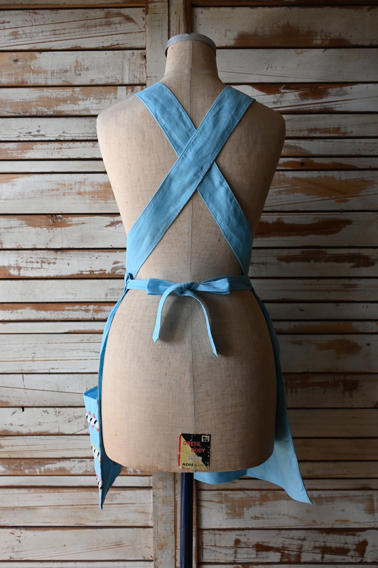 EURO Embroidery apron/L.BLUE