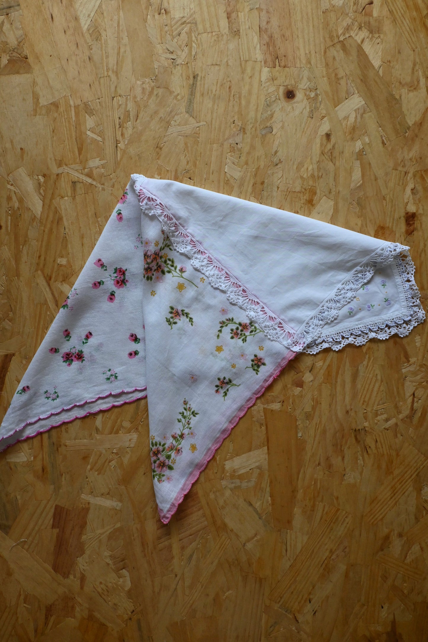 Flower lace handkerchief scarf/PONMOSIR
