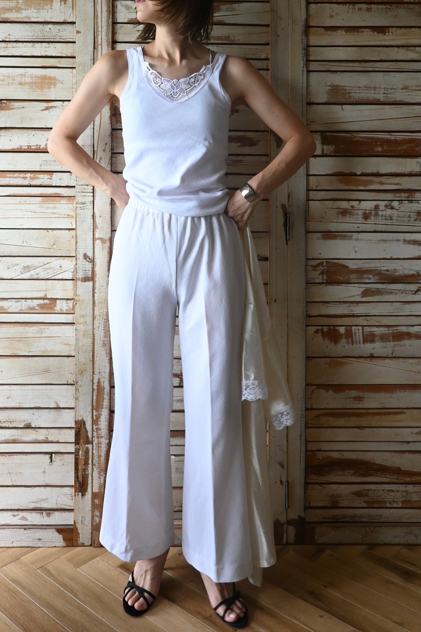 Flare pants/WHITE