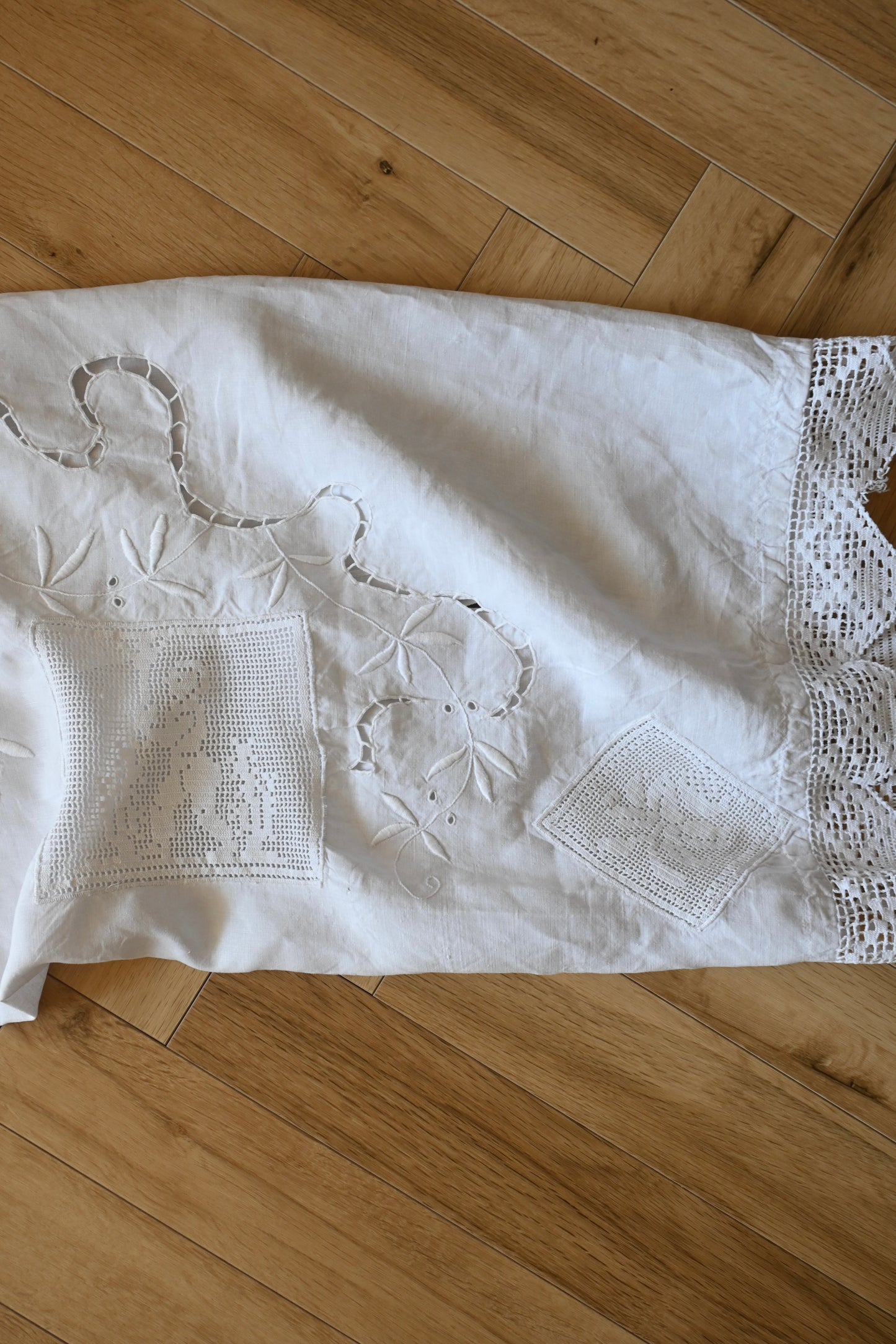 Cushion tops/PONMOSIR