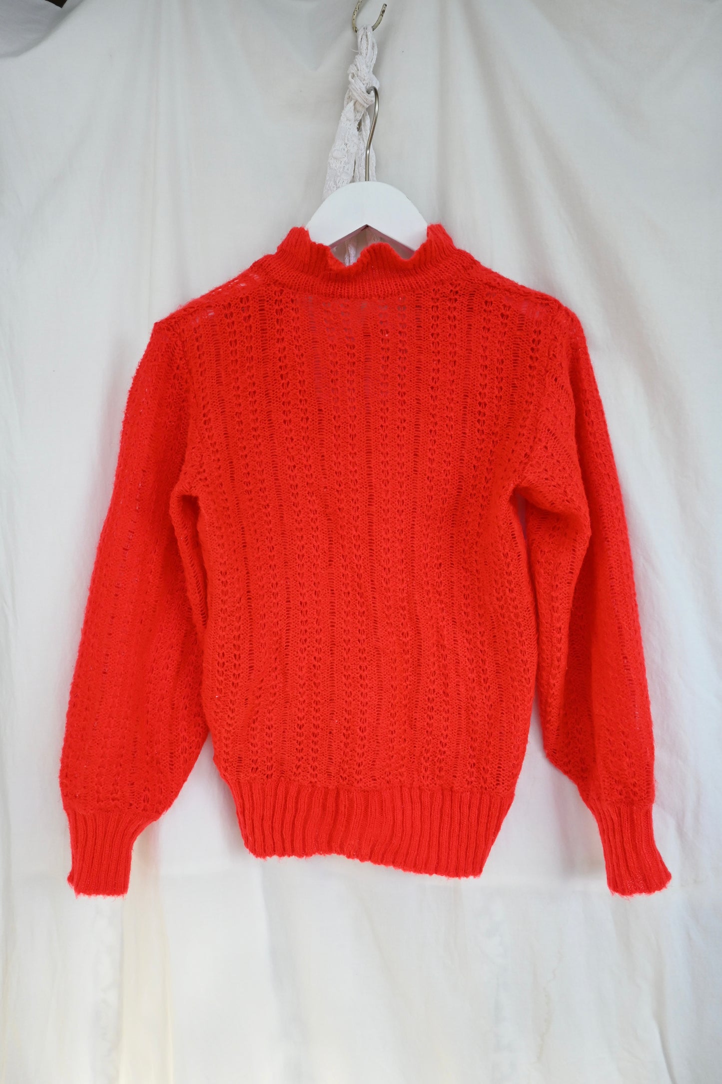 Frill collar knit sweater/RED