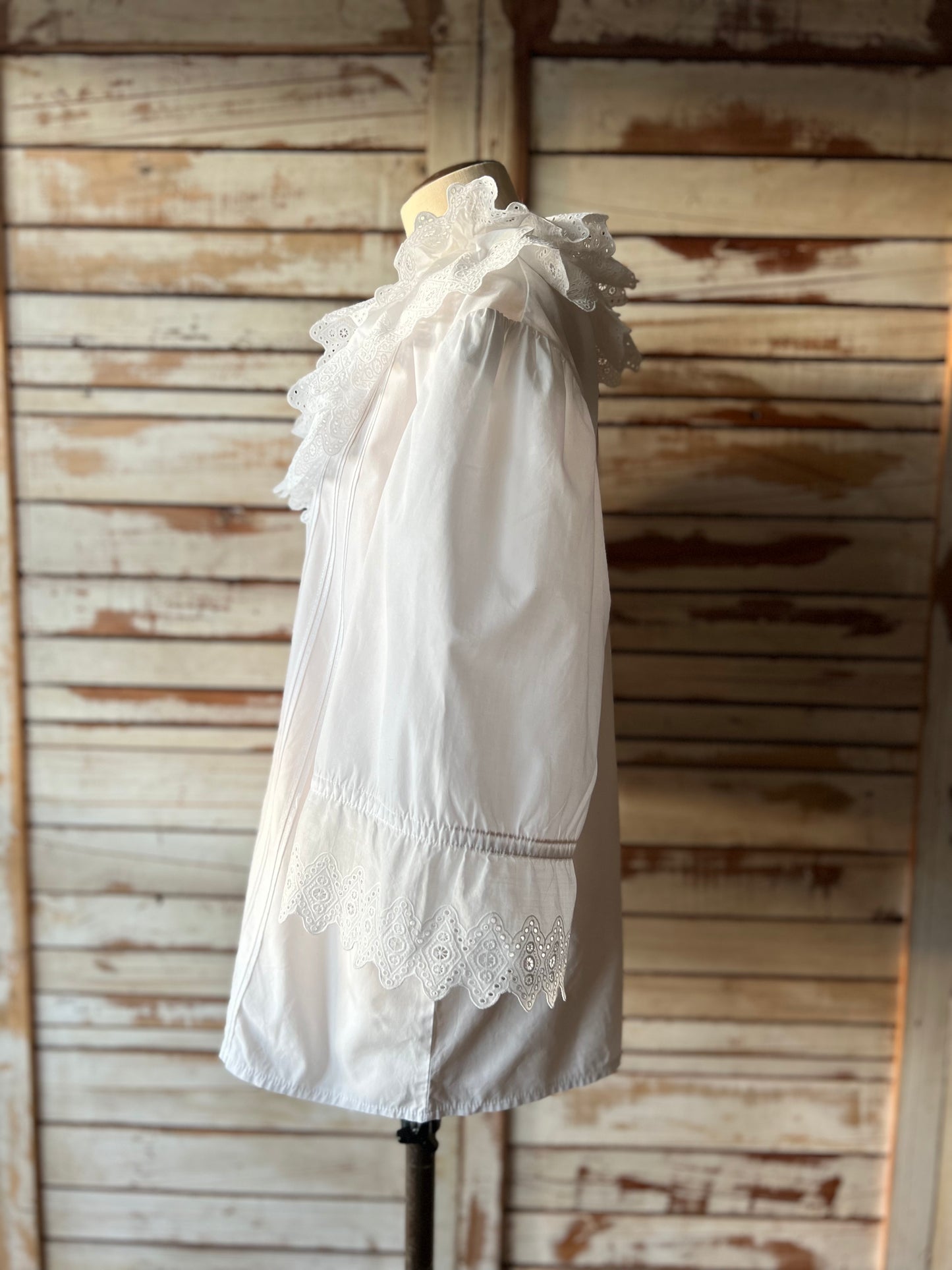 EURO Vintage cutwork cotton blouse/WHITE