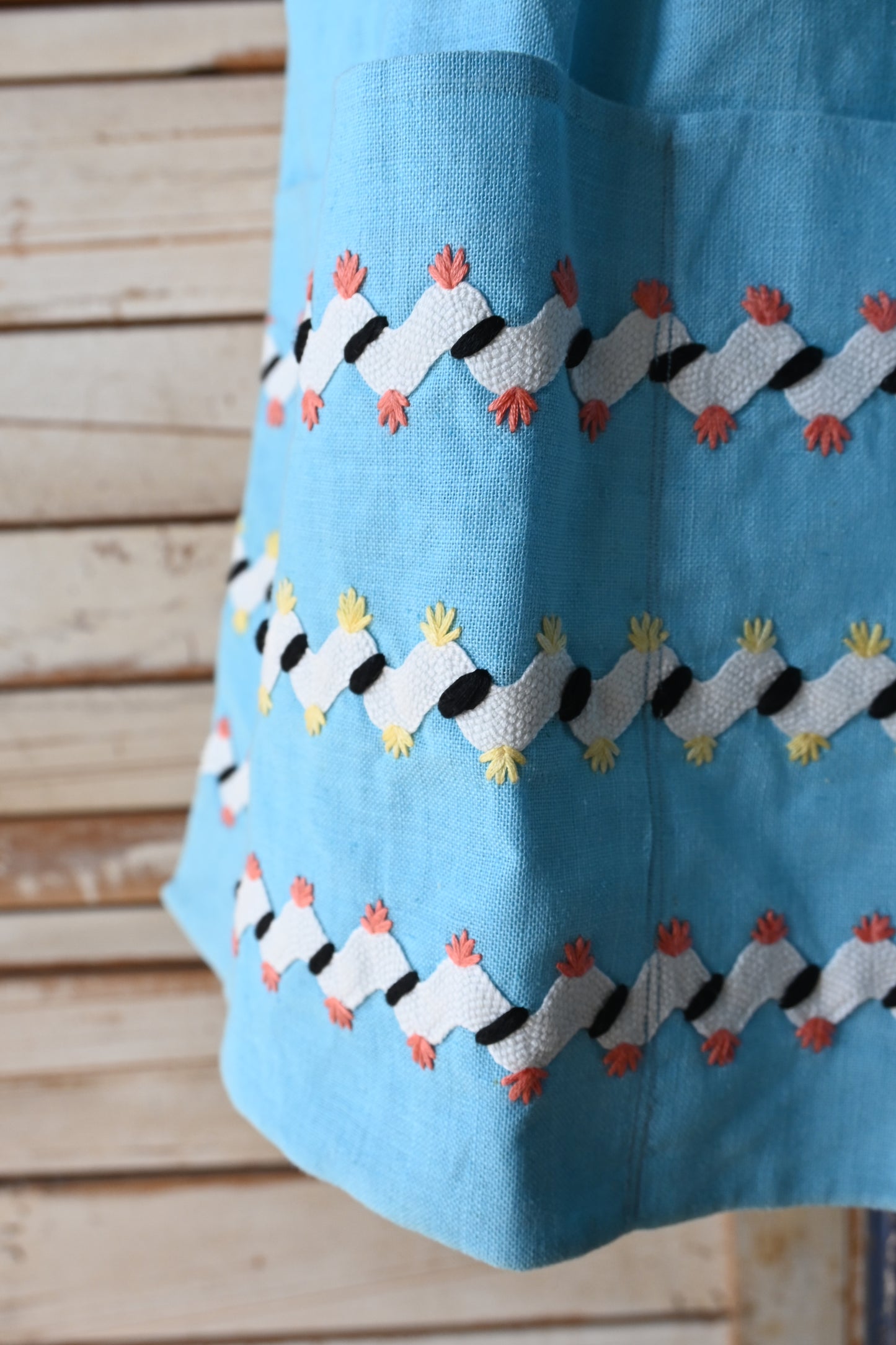 EURO Embroidery apron/L.BLUE