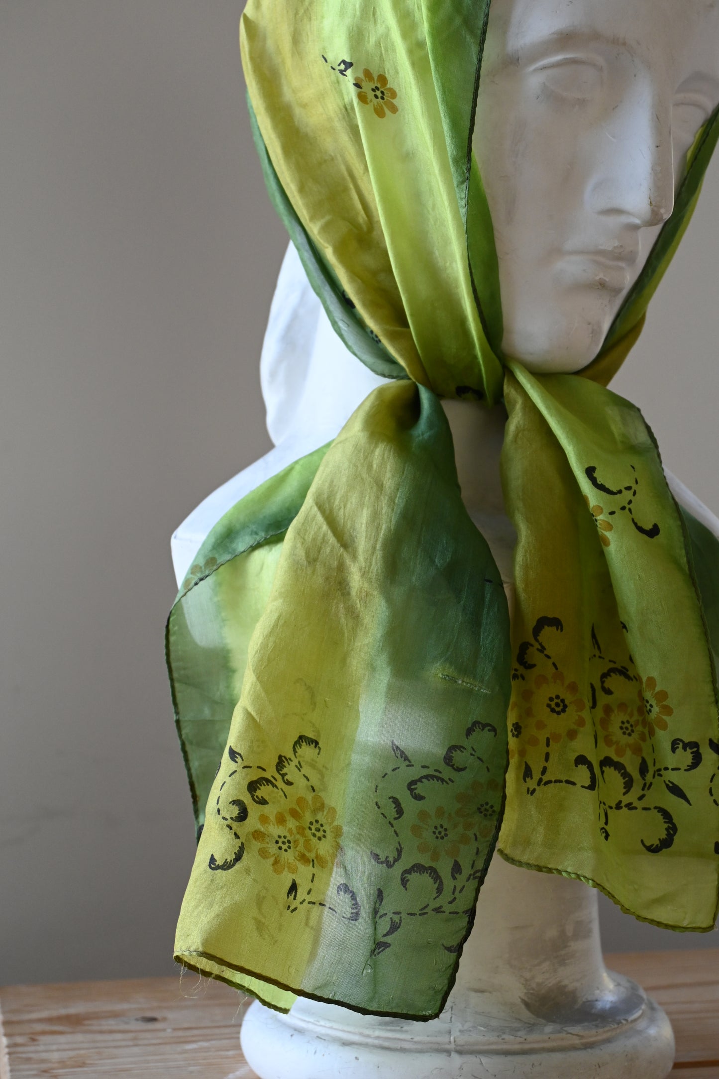 Flower silk long scarf/GREEN