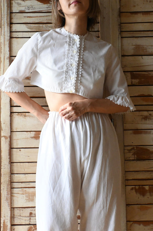EURO Cropped cotton lace blouse/WHITE