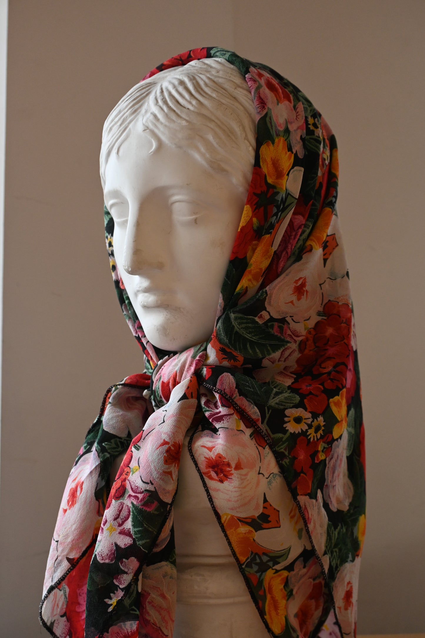 Vintage Flower Silk Scarf/BLACK