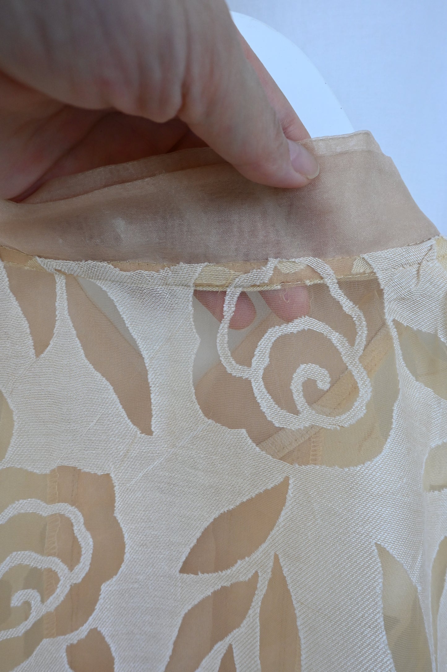 See through design blouse/BEIGE