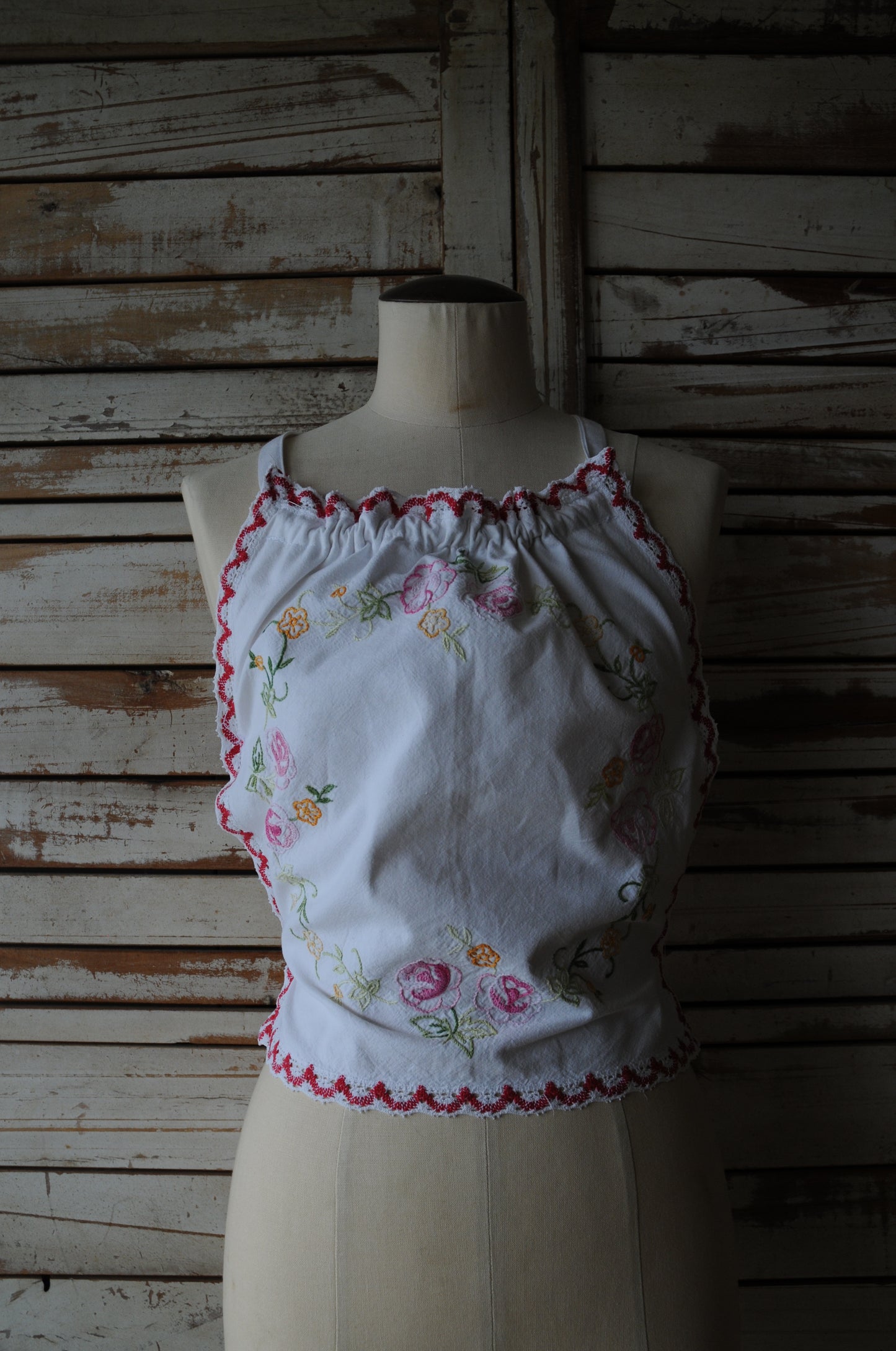 Cotton flower embroidery tops/PONMOSIR