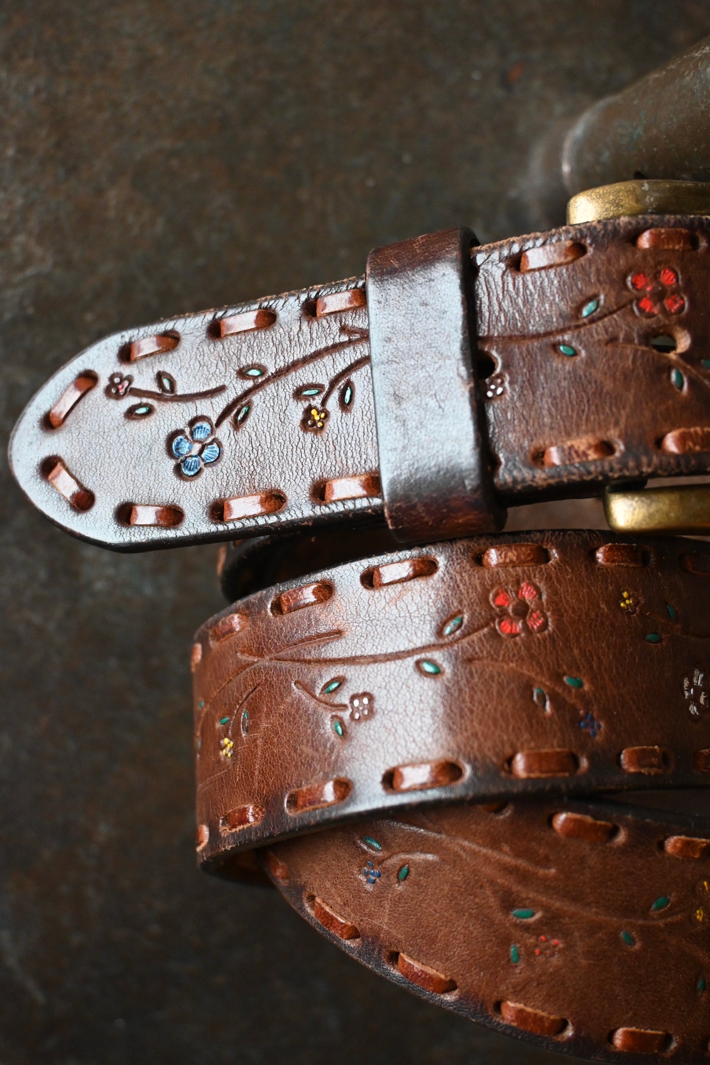 Flower leather belt/BROWN