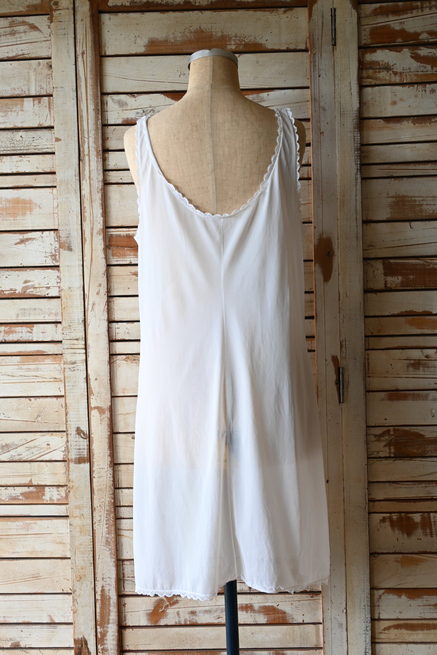 Lace slip dress/WHITE