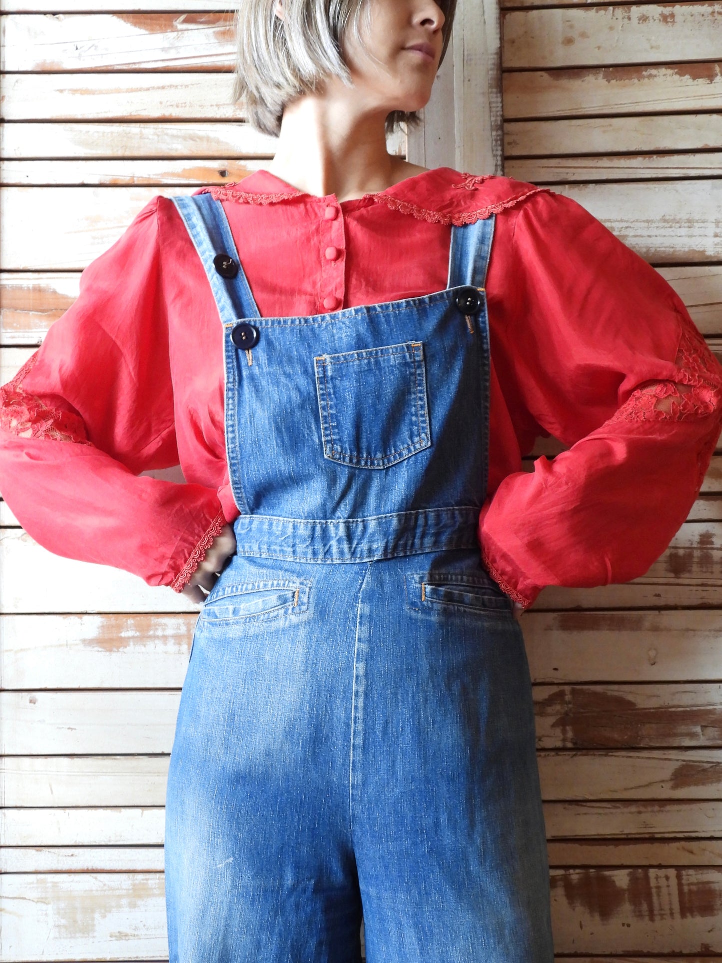 L/S embroidery silk blouse/RED