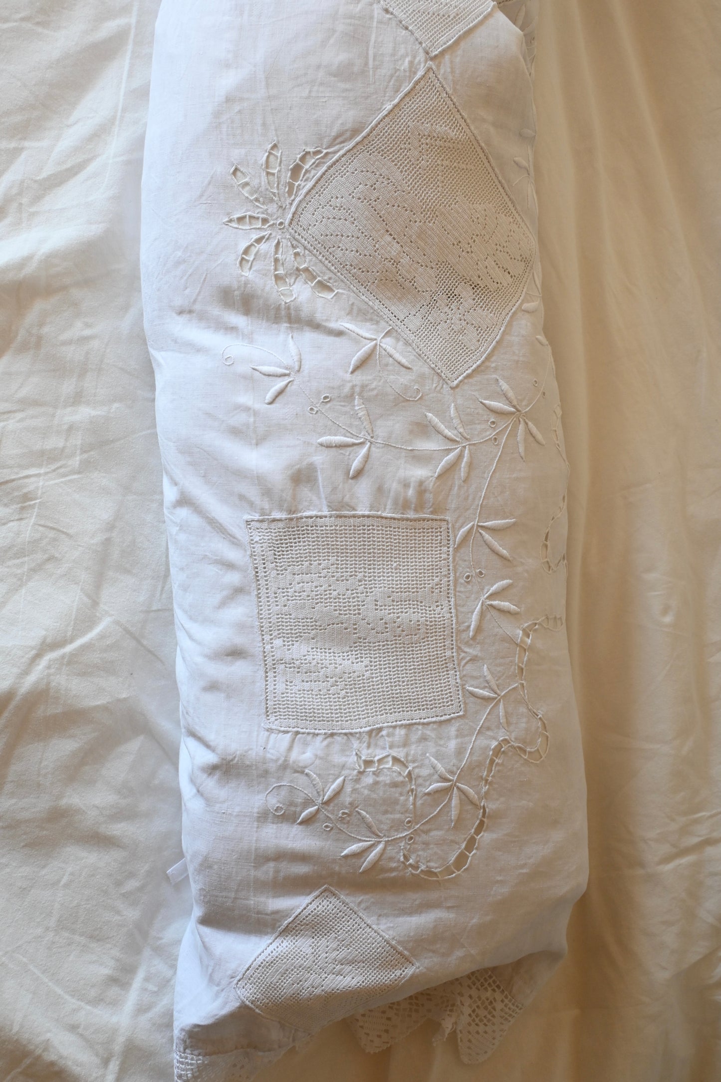 Cushion tops/PONMOSIR