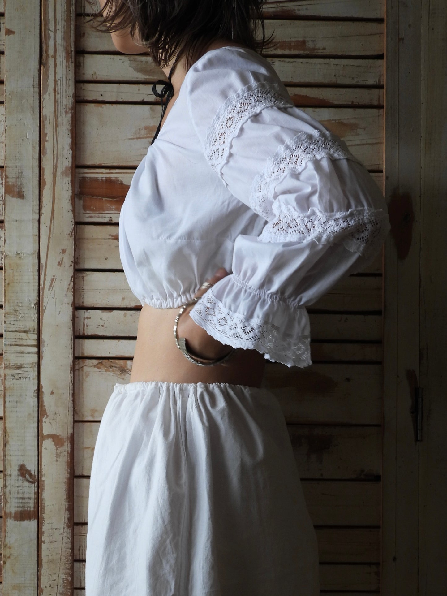 EURO Cropped lace blouse/WHITE