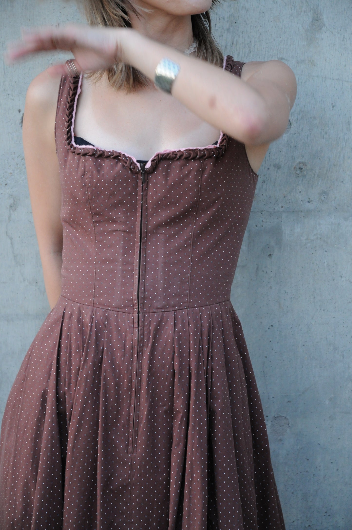 Dot pattern bustier dress/BROWN