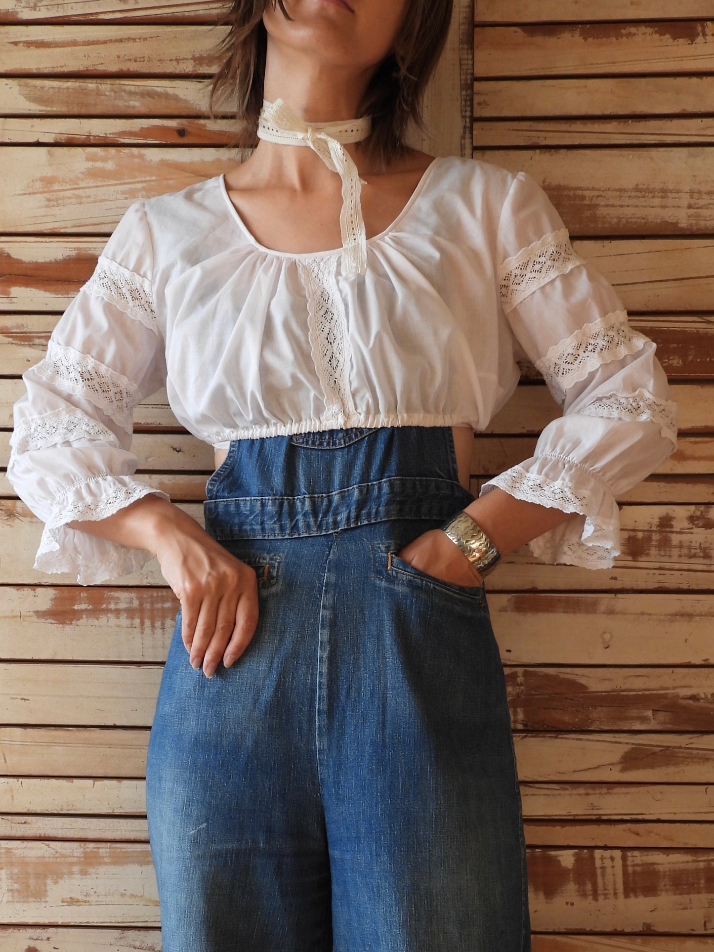 EURO Cropped lace blouse/WHITE