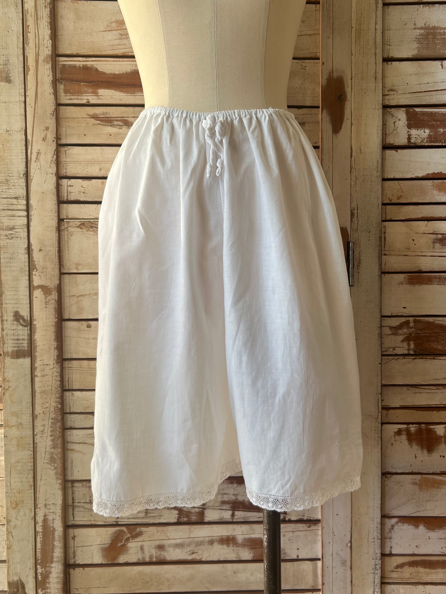 EURO Vintage cotton midi shorts/WHITE