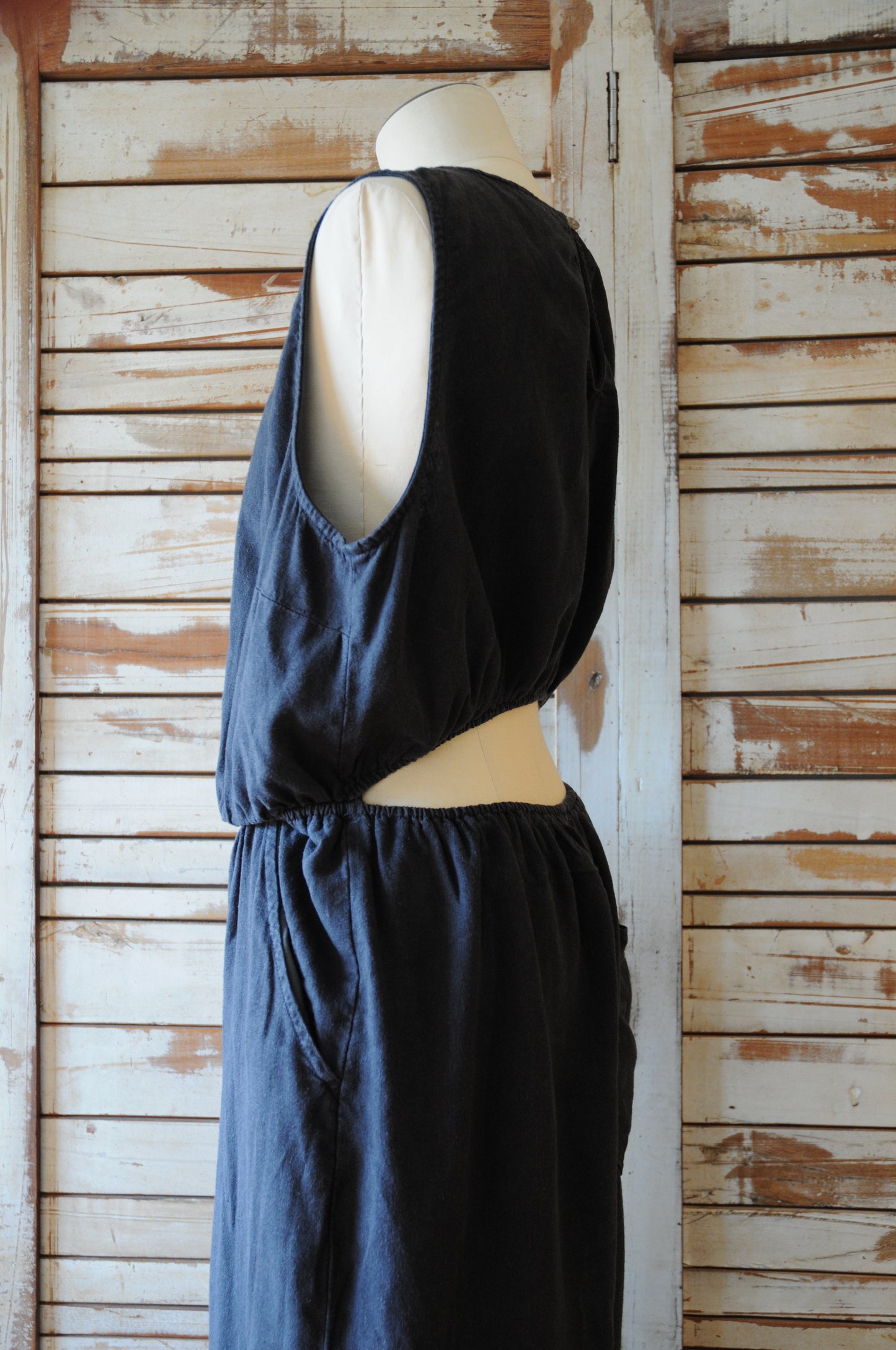 N/S linen jumpsuit/CHARCOAL