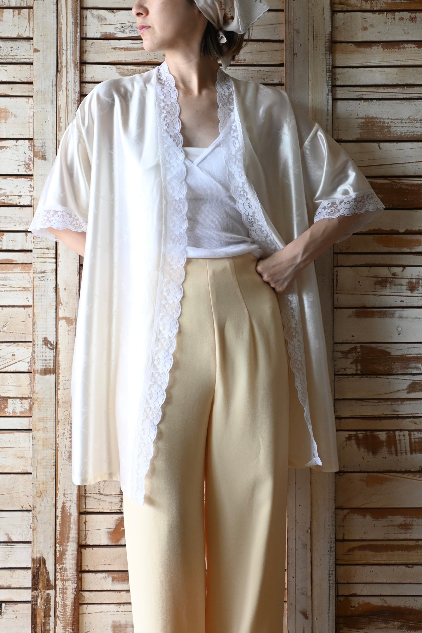 Floral satin bed jacket/IVORY