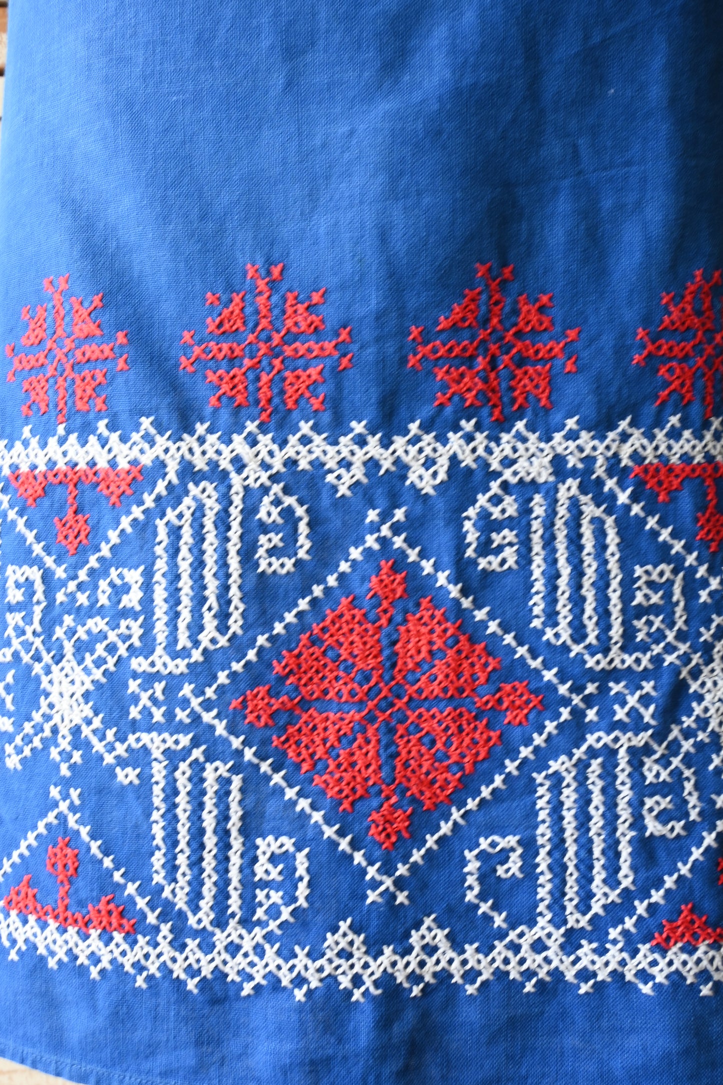 EURO Embroidery apron/BLUE