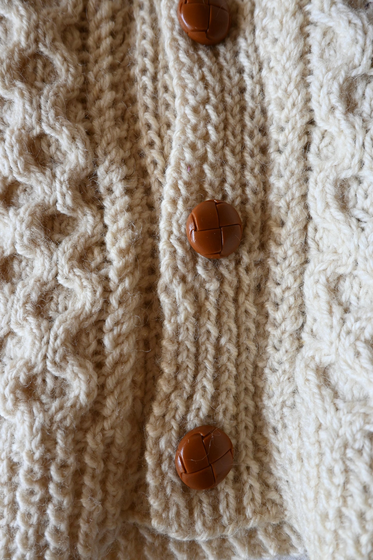 Fisherman knit cardigan/IVORY