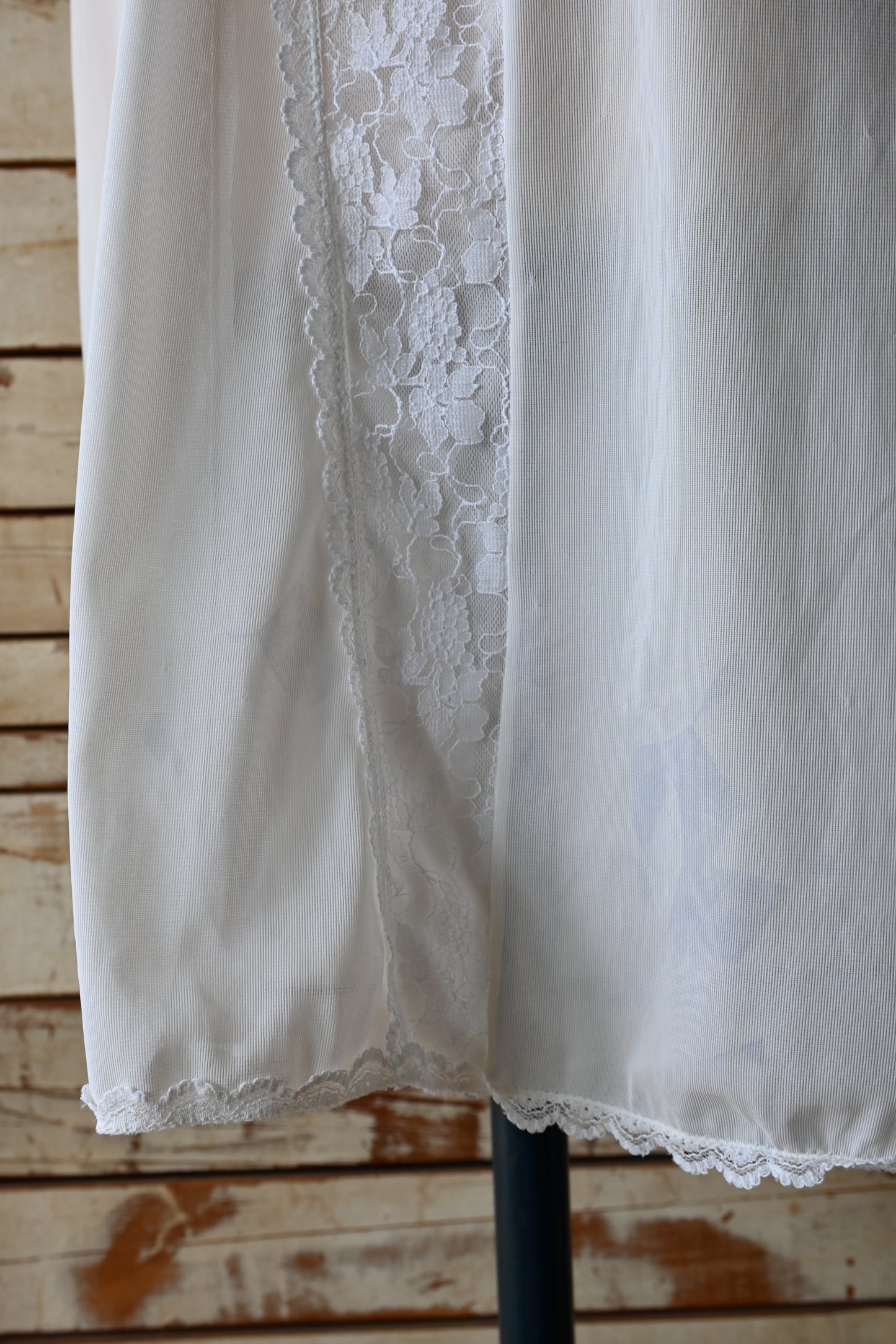 Lace slip dress/WHITE