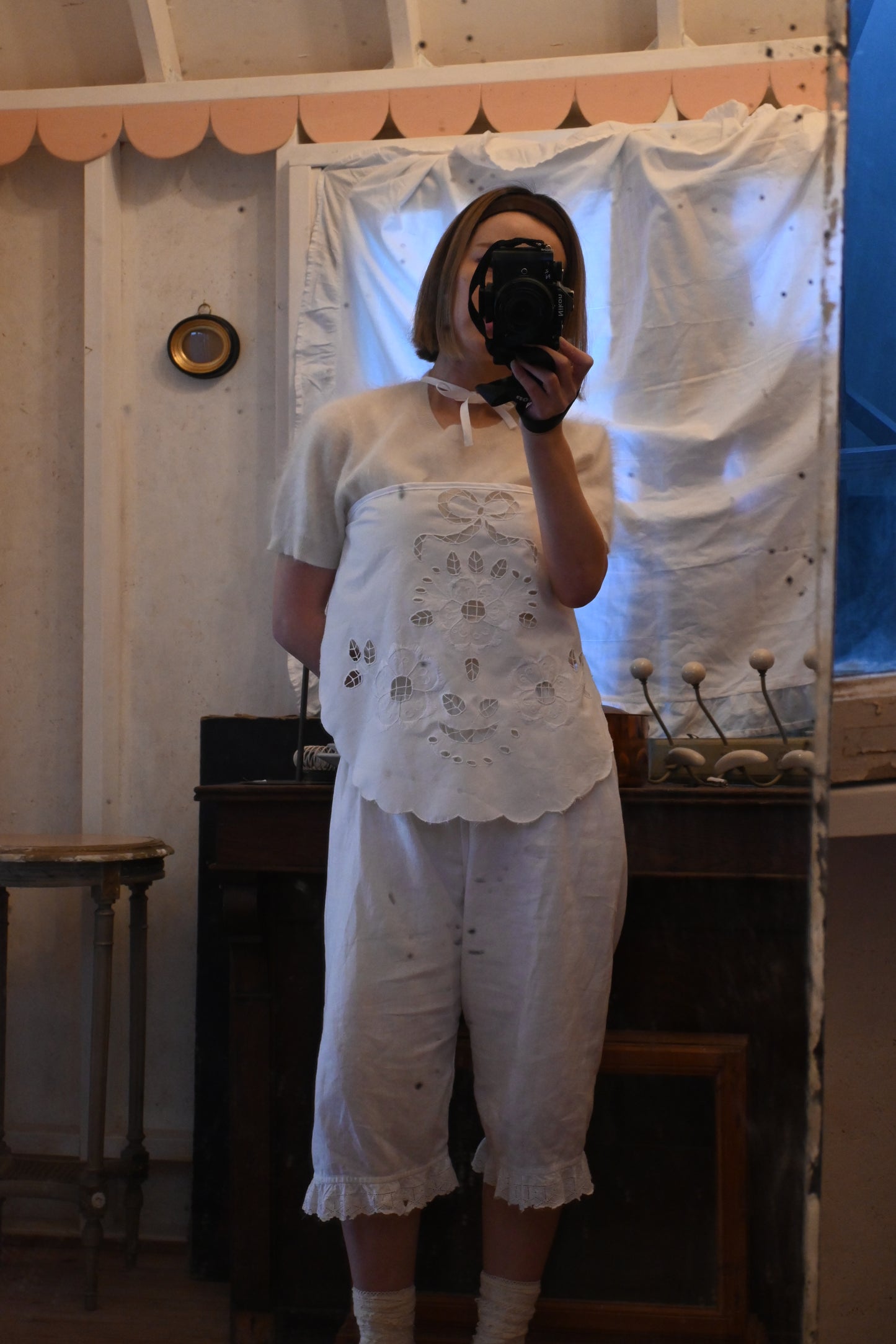 Cotton lace apron/PONMOSIR