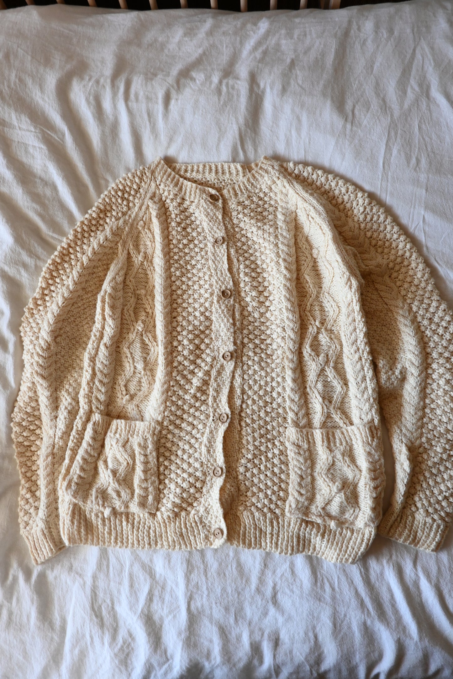 Fisherman knit cardigan/IVORY