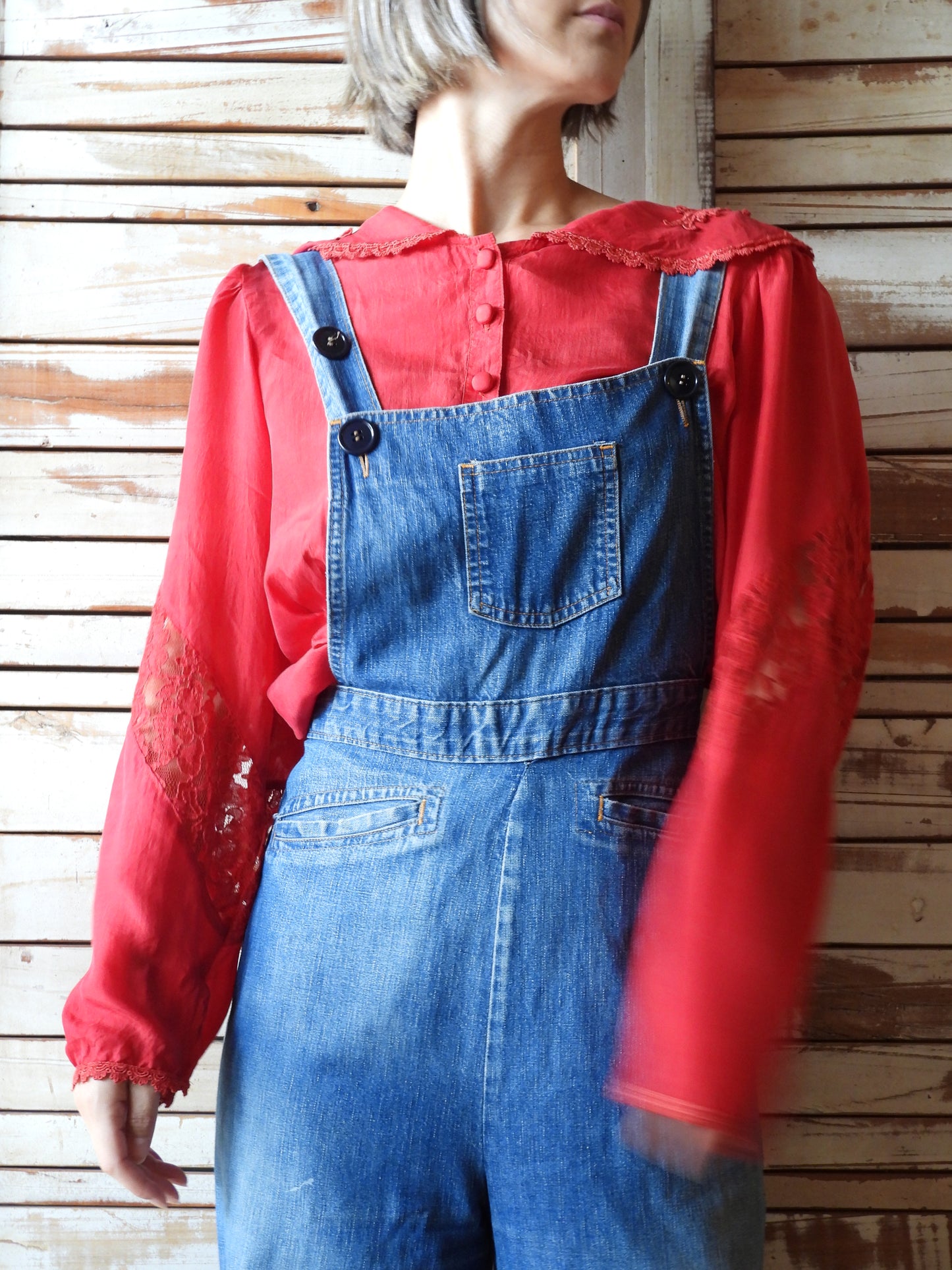 L/S embroidery silk blouse/RED