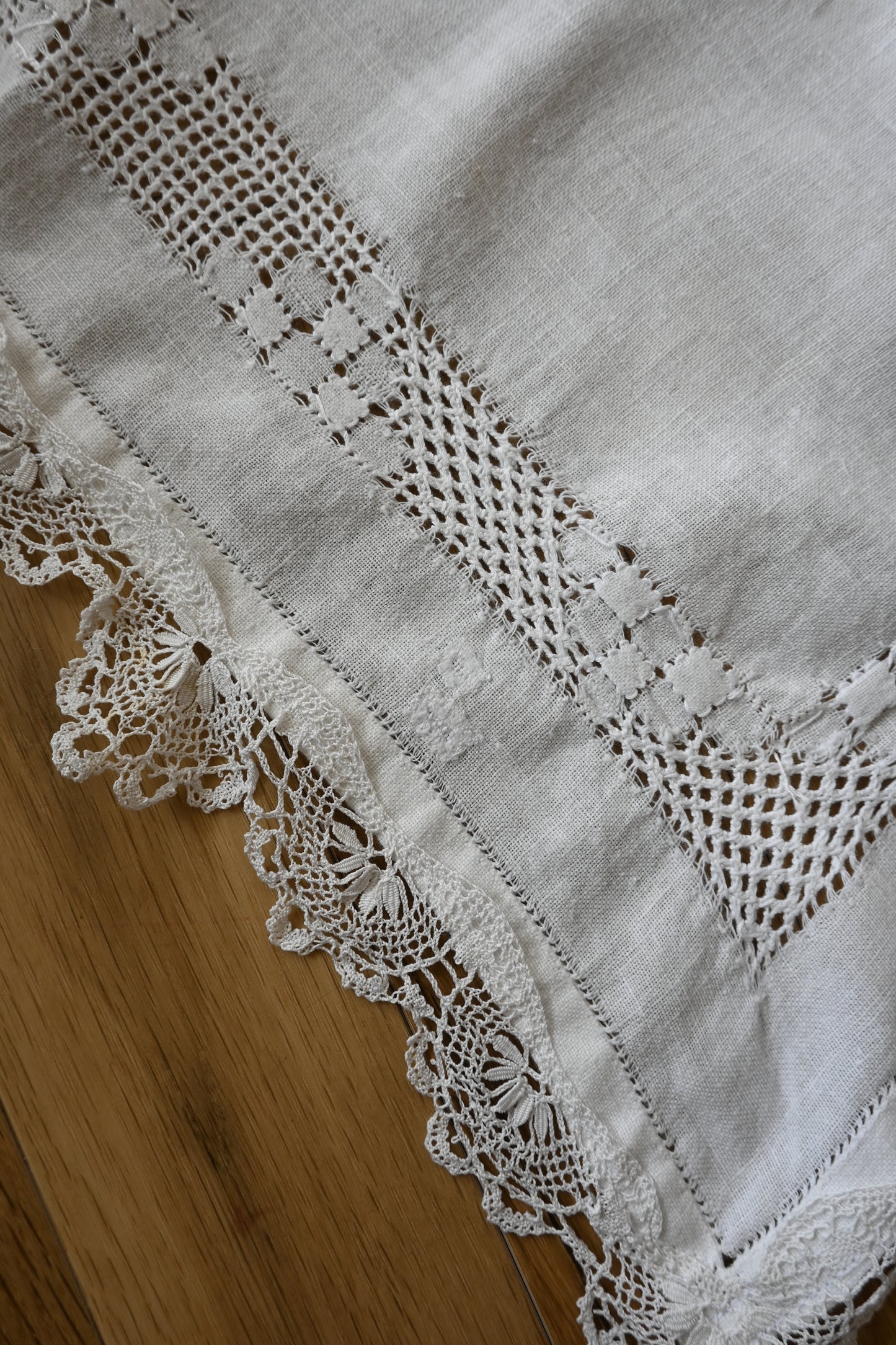 Lace scarf/PONMOSIR