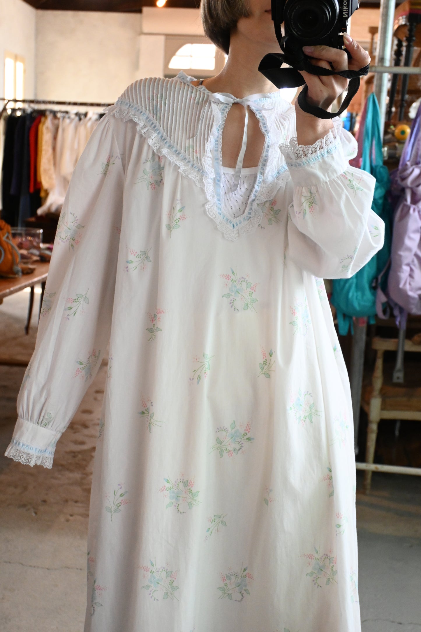 Floral night dress/WHITE