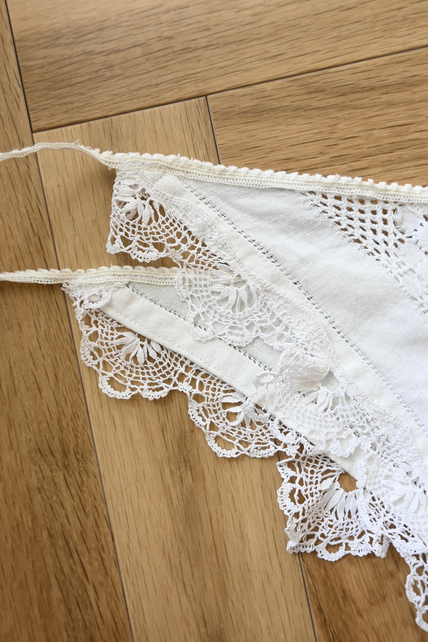 Lace scarf/PONMOSIR