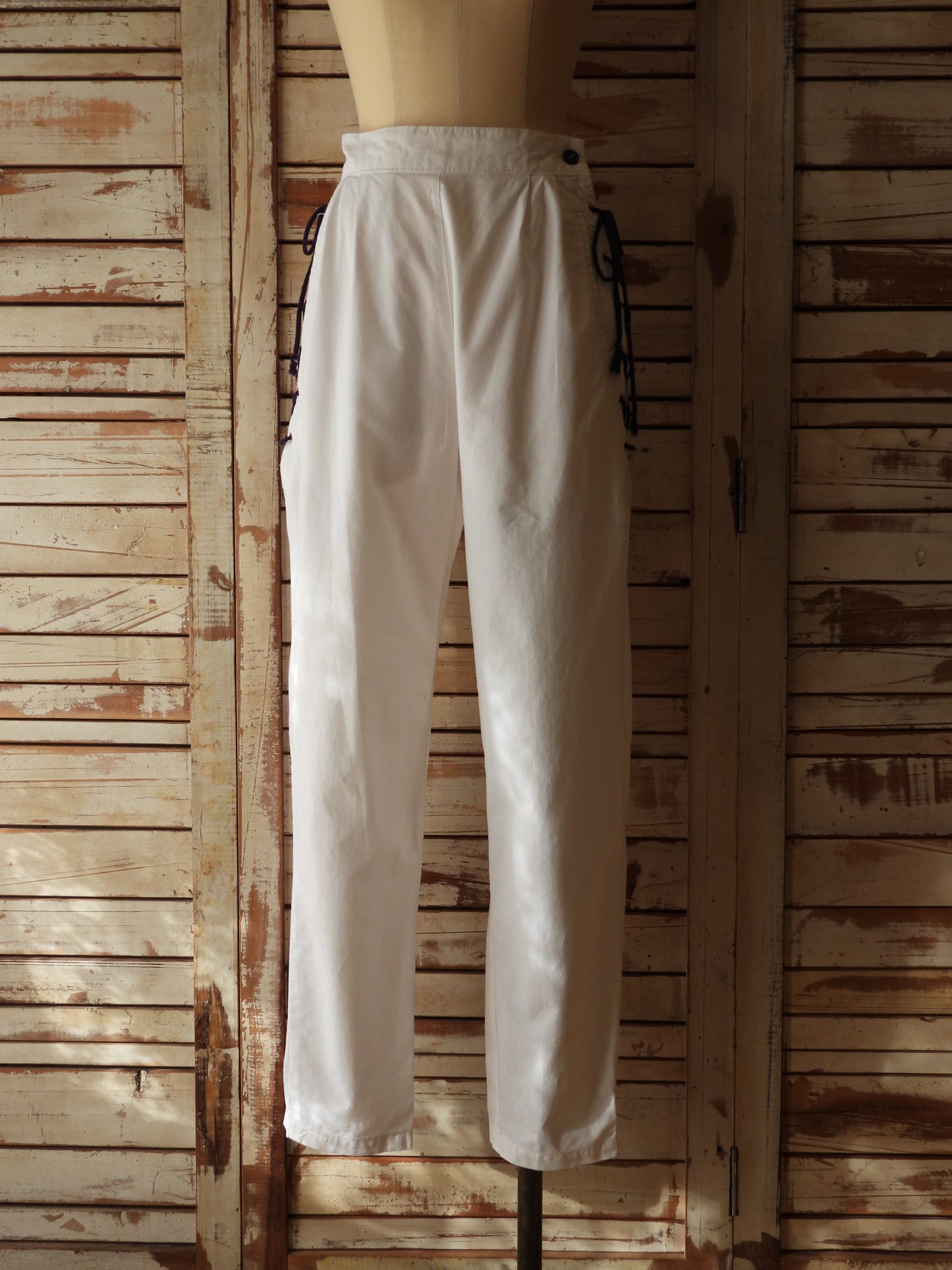 Lace up pants/WHITE