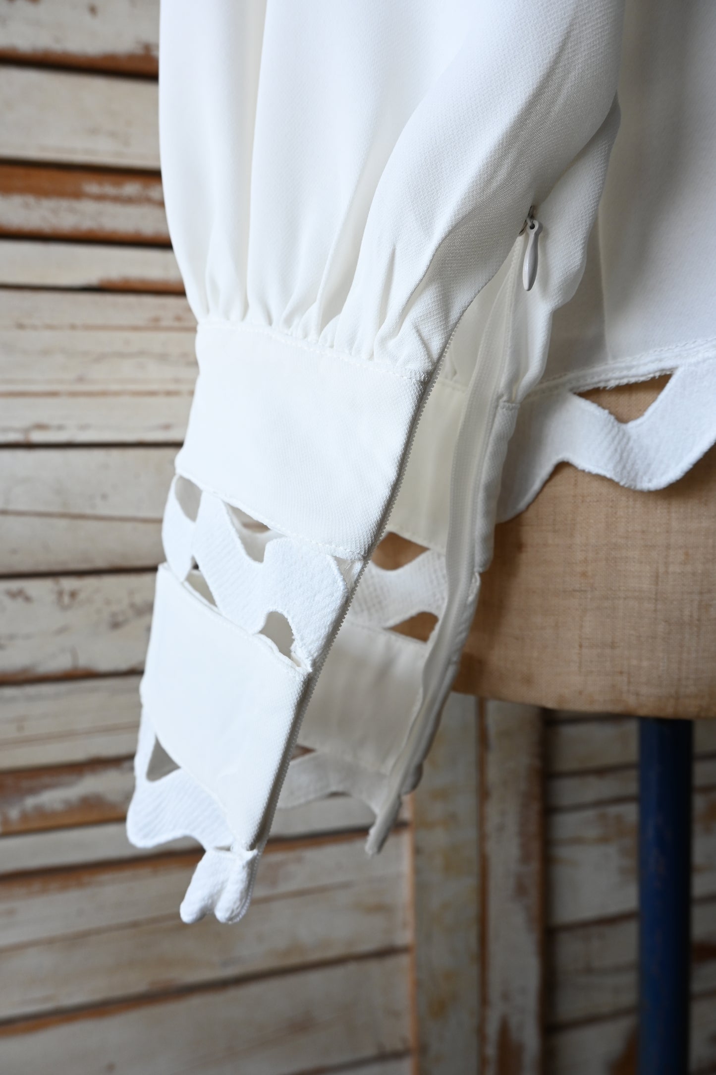 Design blouse/WHITE