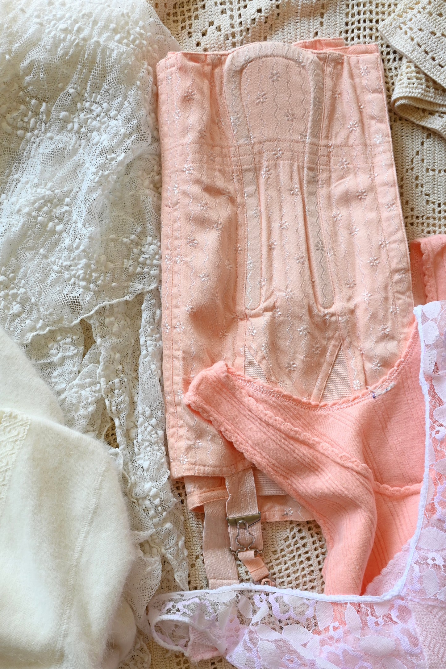 Vintage Corset/CORAL PINK