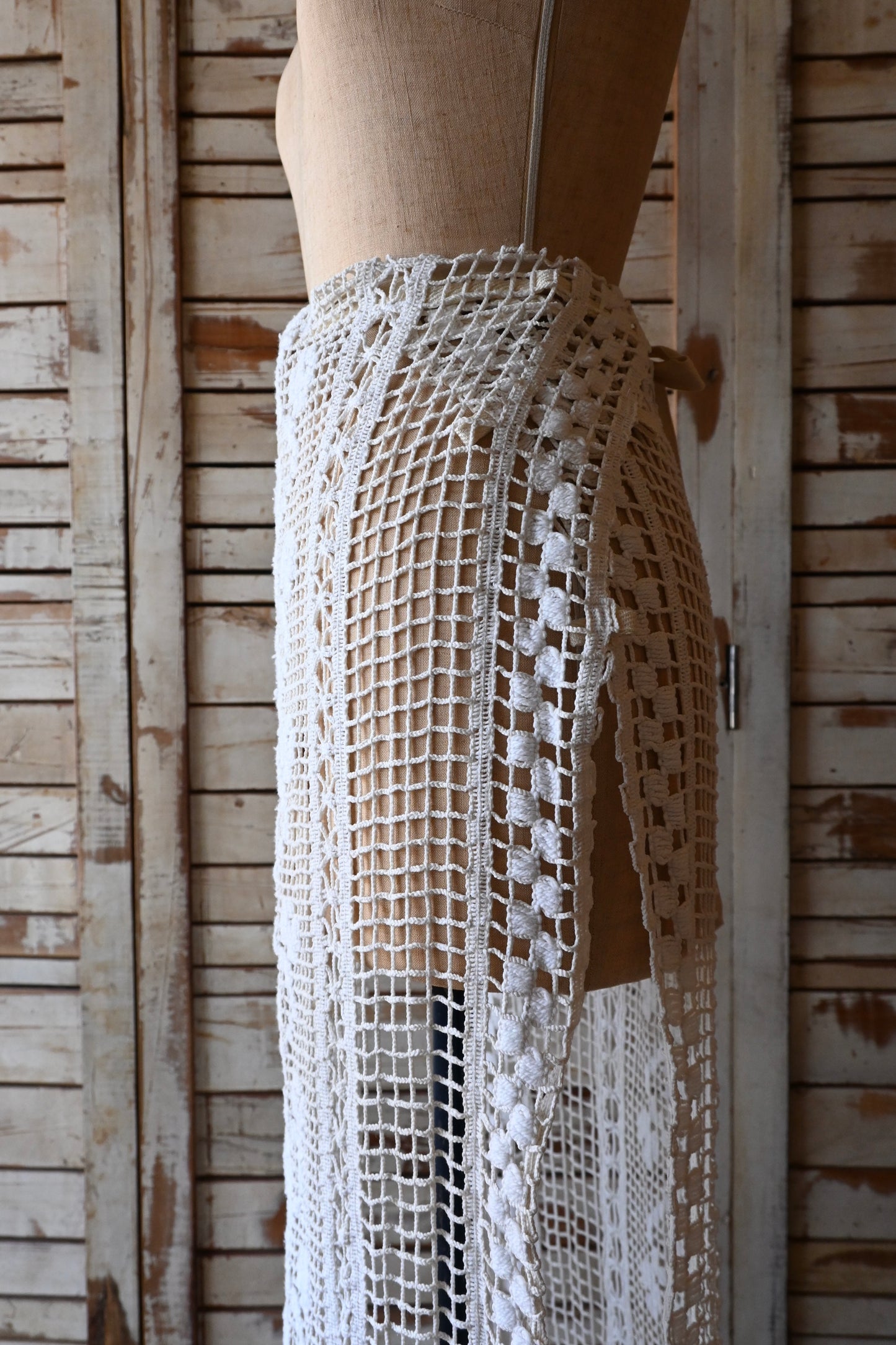 Crochet lace wrap/PONMOSIR