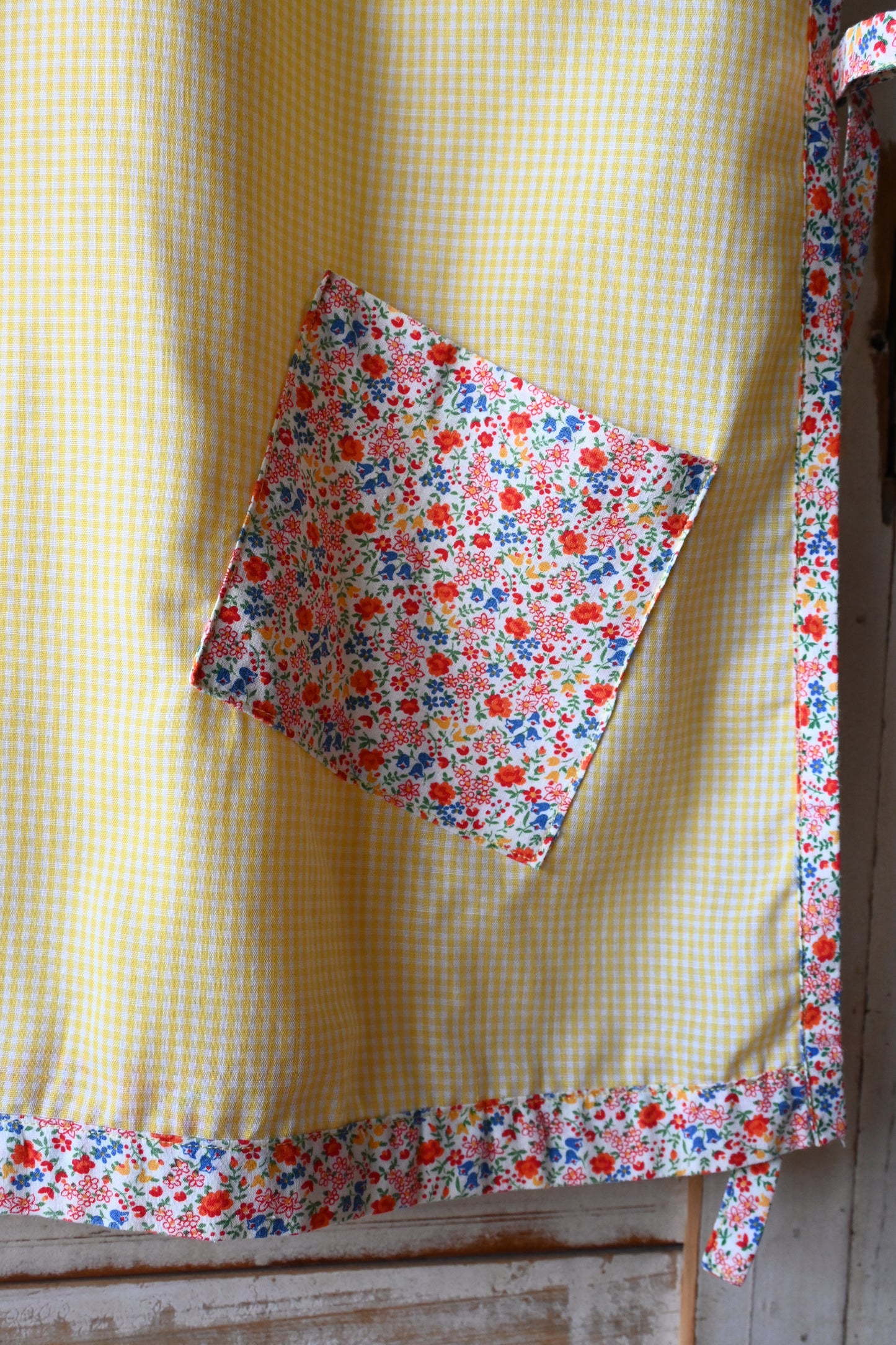 Flower smock apron/YELLOW