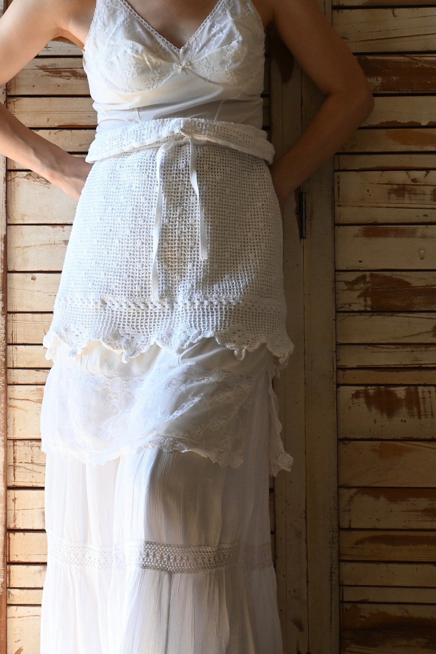 Lace slip dress/WHITE