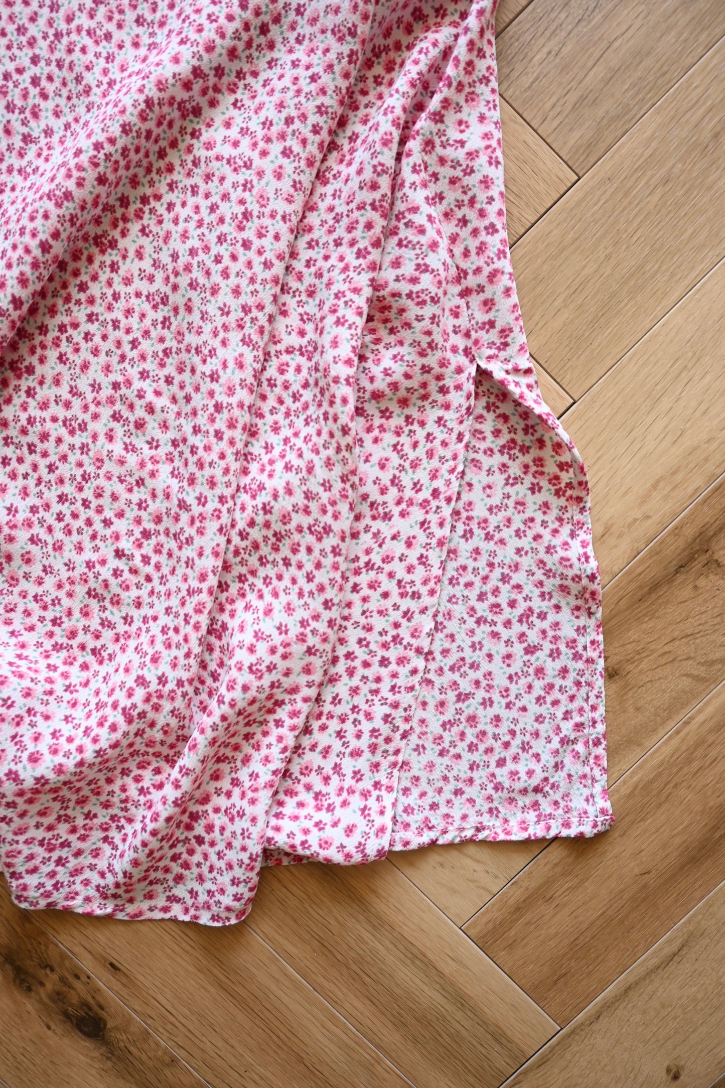 Flower pattern skirt
