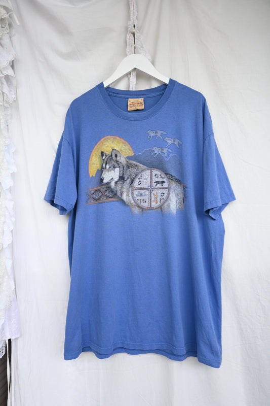 00's Tee/The mountain wolf
