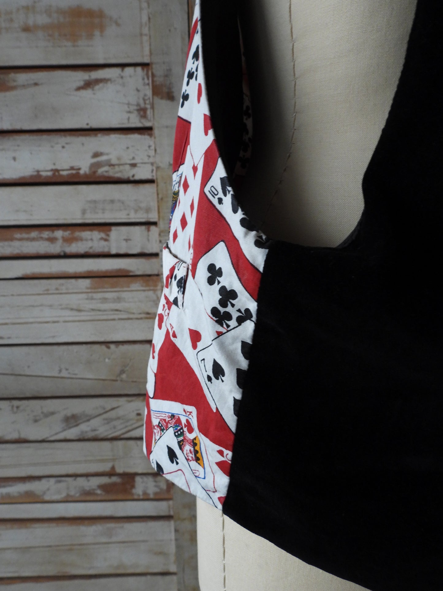 Cards pattern vest/RED