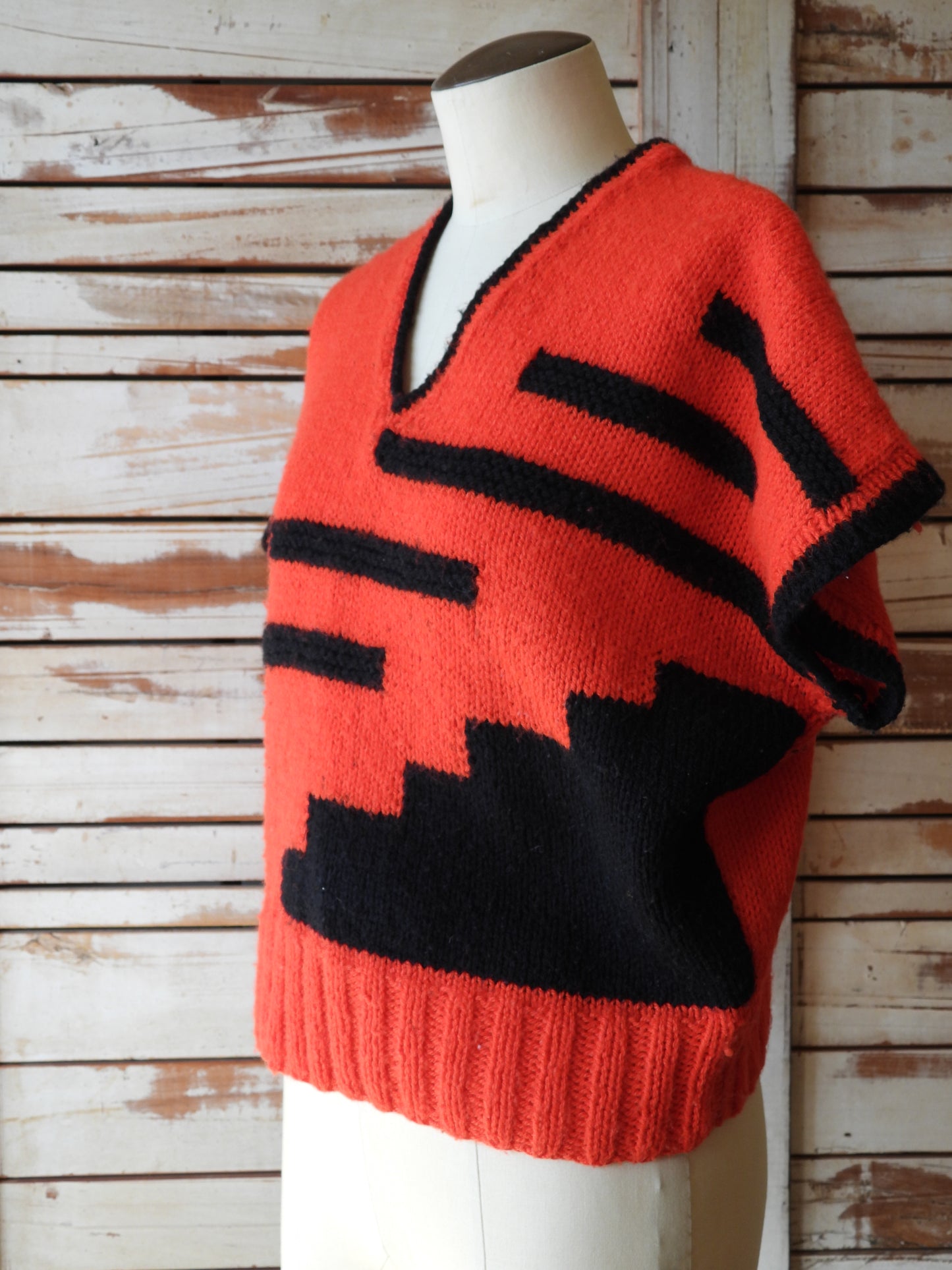 2Tone S/S hand knit top/RED