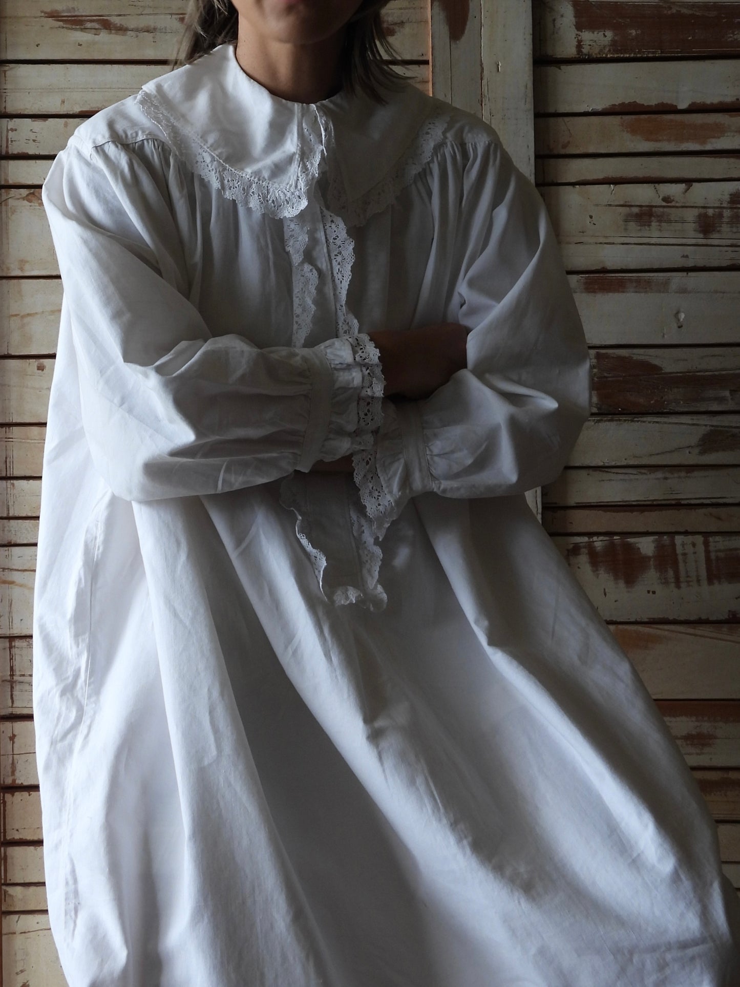 Victorian cotton night dress/WHITE