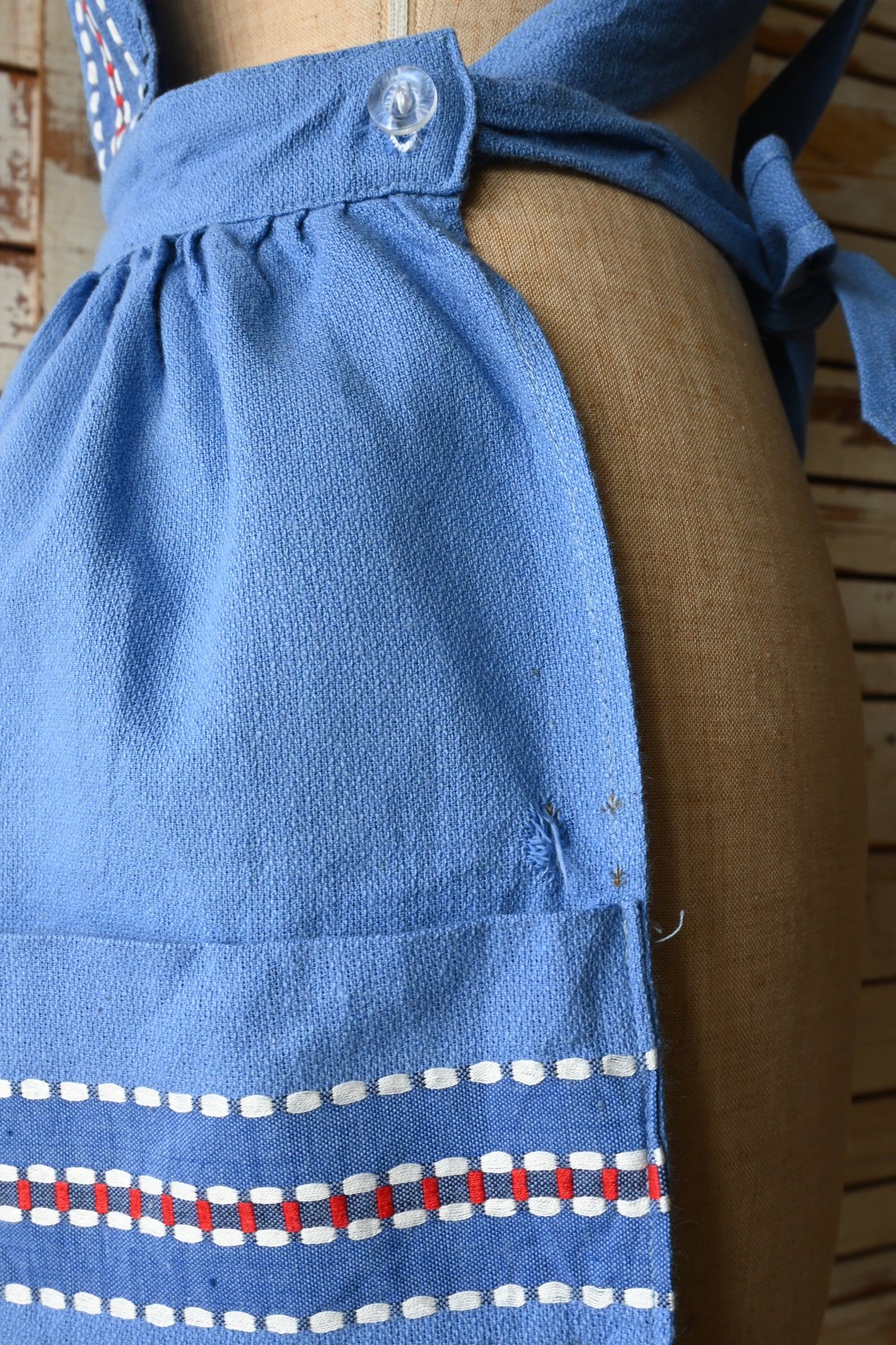 EURO Embroidery apron/SKY BLUE